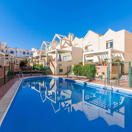 度假居 Parador Antali - 27 *