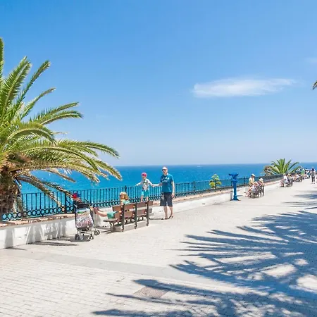 Parador Antali - 27 Semesterbostad Nerja